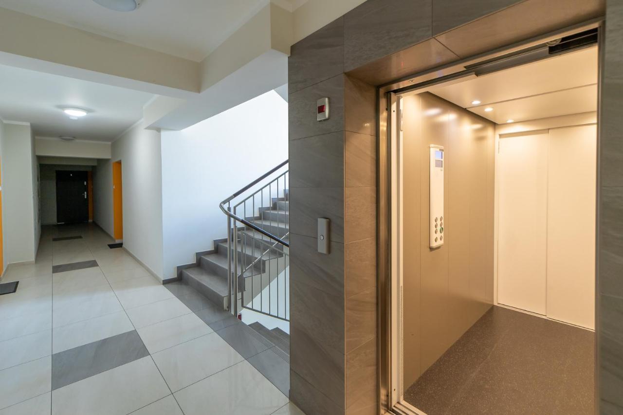 Apartament Niebieski โควอบเซก ภายนอก รูปภาพ